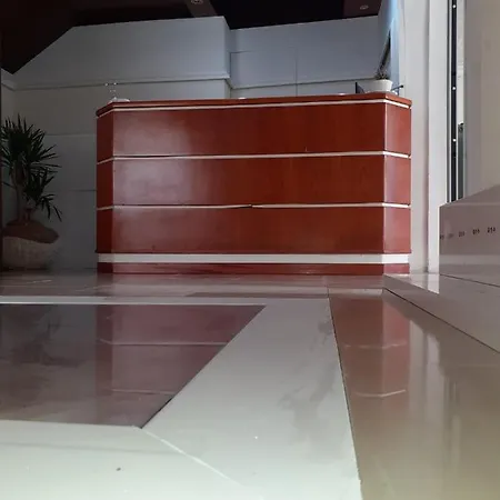 Primavera Hotel 3*