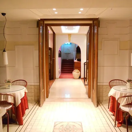 Hotel Primavera 3*