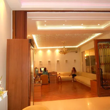 Primavera Hotel 3*