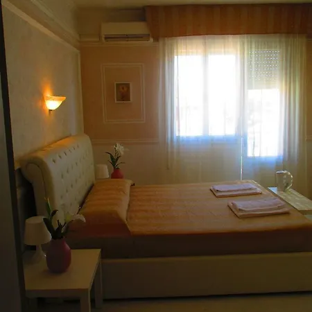 Primavera Hotel 3*